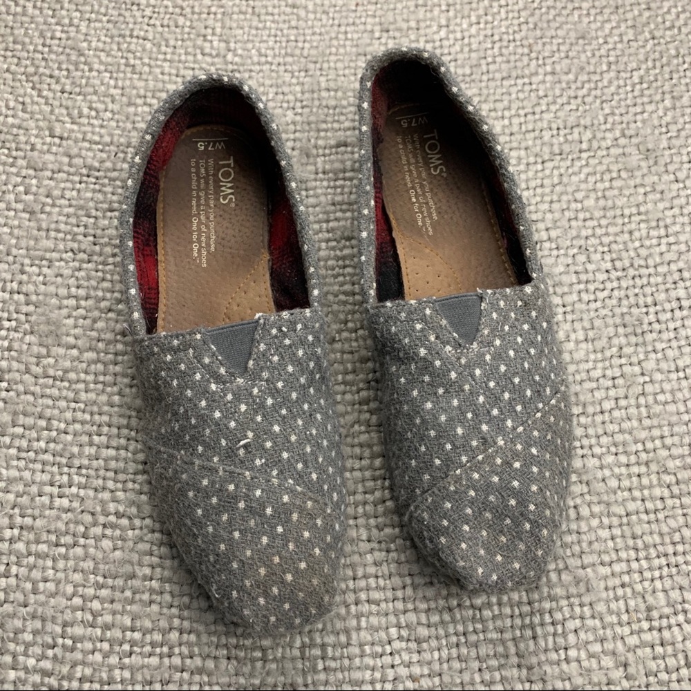 Toms - Picture 3 of 8